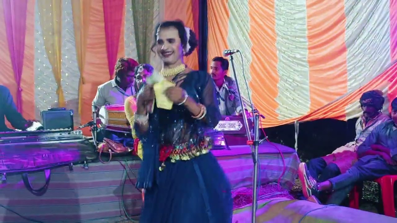 तोला खोजत रैइहौ हो रात के अंधियारे मा, छत्तीसगढ़िया सबसे बढ़िया#mukesh #funnysong #song #dance 