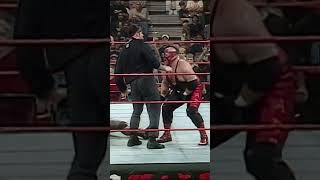 Undertaker wrecks Mark Henry and Vader with a pair of earth-shattering Chokeslams