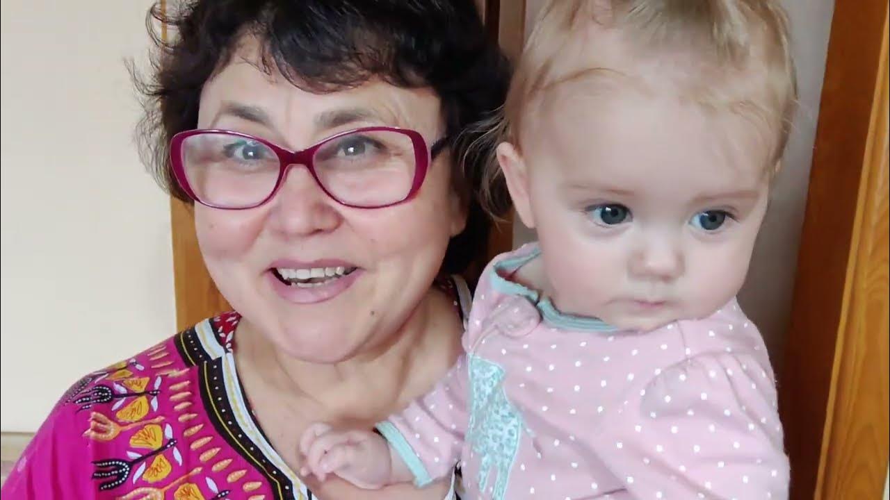 Видео про внучка. Бабушка Маня.
