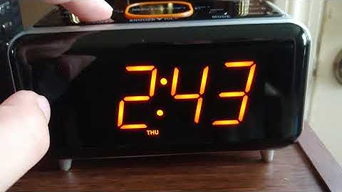 Emerson smart set clock CKS1521