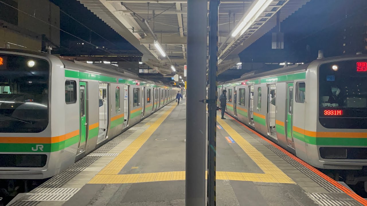 夜の高崎線/下り列車普通前橋行・快速アーバン前橋行/鴻巣駅2・3番線