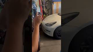 How the automatic frunk opener works with your Tesla app.  Got frunkd? screenshot 1