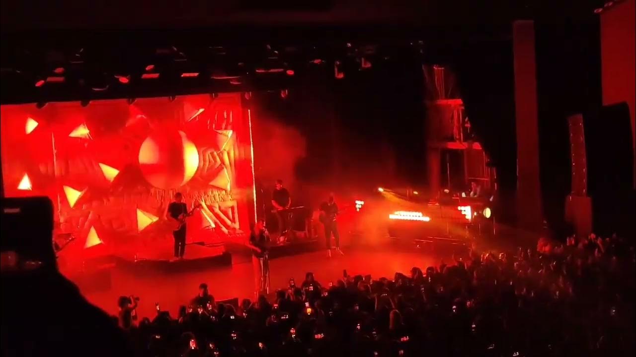 Girl in Red tour 2022 We fell in love in October (clip) YouTube