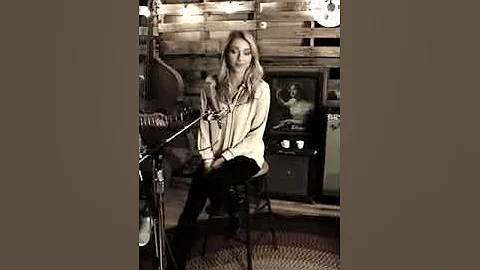 "Do I Ever Cross Your Mind" - Claudia's Classic Co...