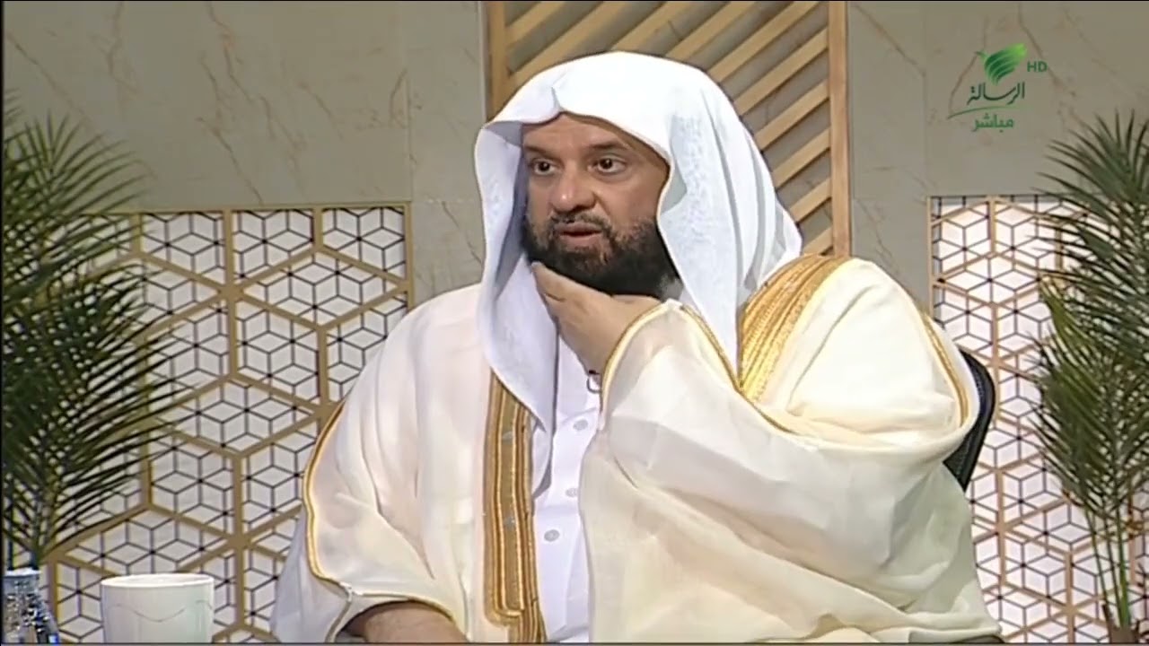 #يستفتونك| حكم الدعاء الجماعي بعد الفراغ من دفن الميت عند المقابر وتحديد يوم لزيارة القبور