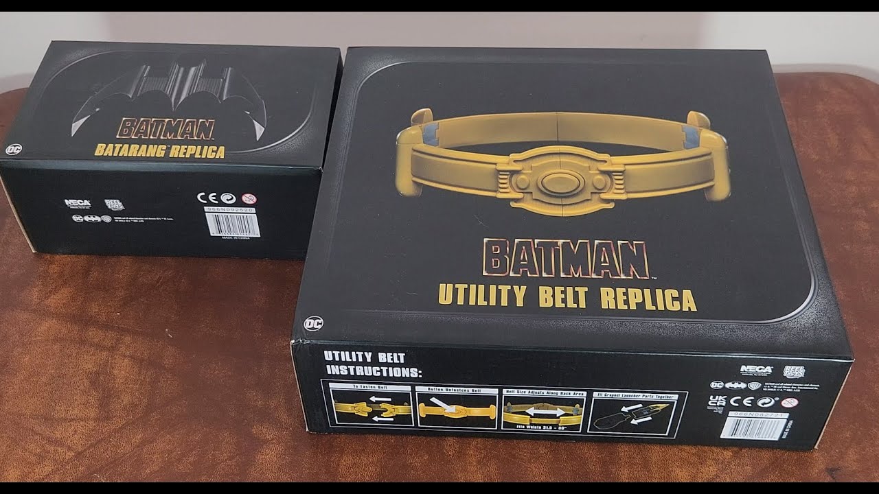 Unboxing NECA Batman (1989) Replica Bundle: Utility Belt & Batarang