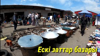 Крытый базар Алматы. Жапон мотоциклдері.. Ескі заттар базары