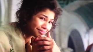 Zendaya And Zac Efron Love Story greatest Showman