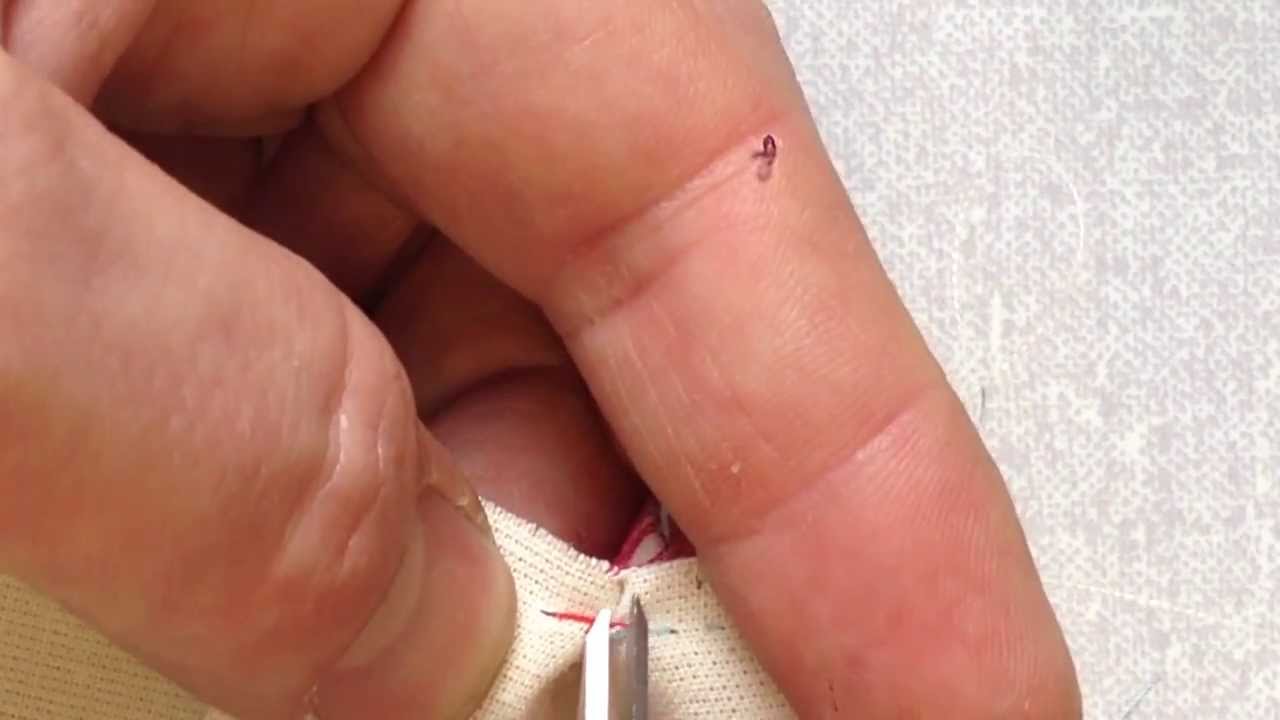 How to Unpick a 504 (seam end accessible) 3 thread overlock - YouTube