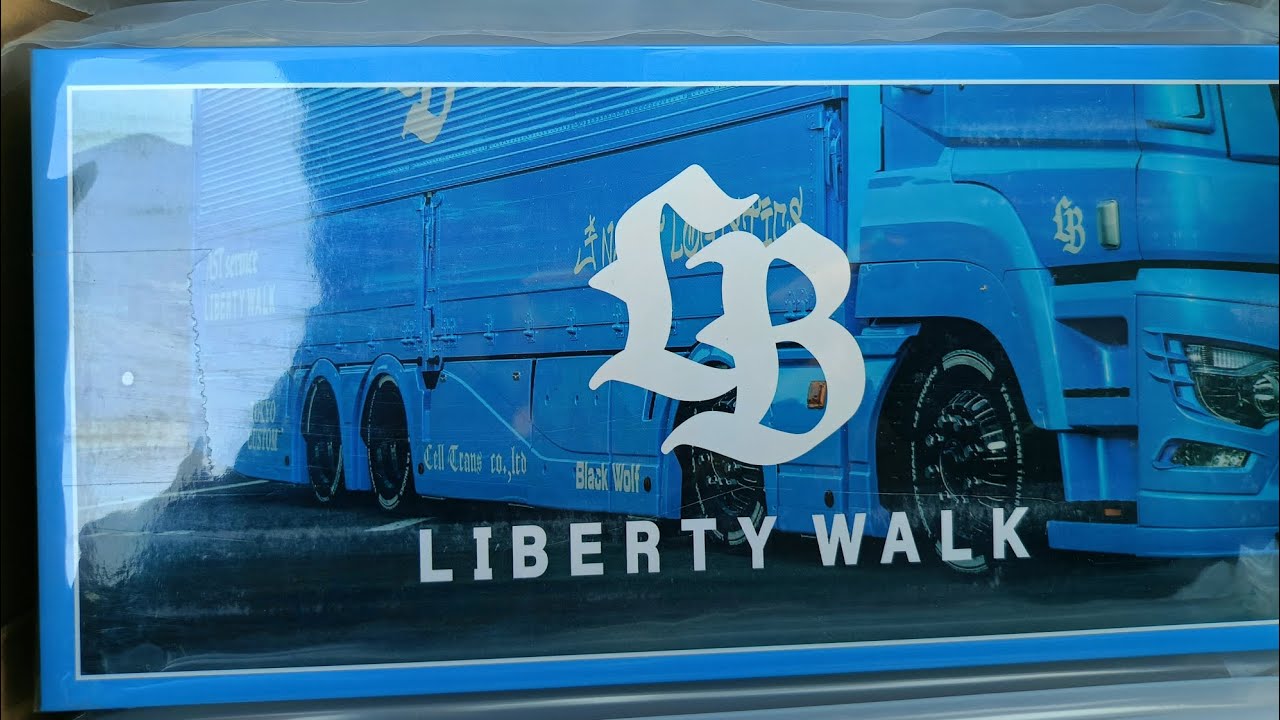 TAKETOMI Liberty Walk – Il truck che non passa inosservato 💙🚛 Unboxing