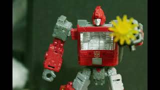 Cybertron Universe Protectors: Insecticon Planet pt1 | Stop Motion