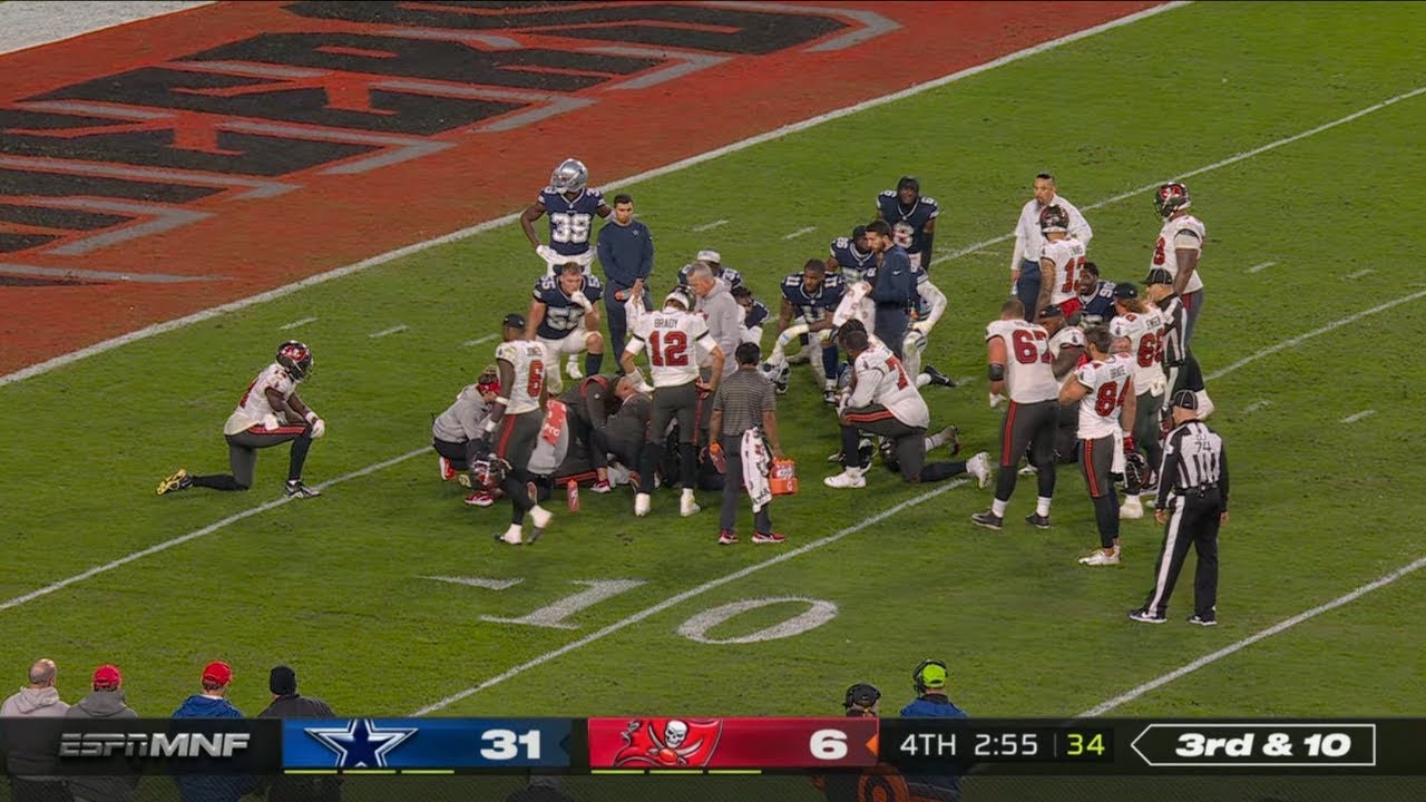 Russel Gage Jr. Scary Neck Injury (Carted Off) YouTube