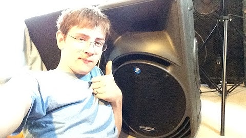 Repairing a distorted sound Mackie SRM450 v1