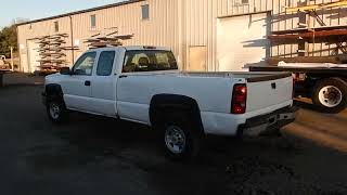 2005 Chevrolet Silverado 2500HD  Ext. Cab pickup truck at auction | bidding closes January 26, 2022 Chevrolet Silverado 2005 Purple Wave White