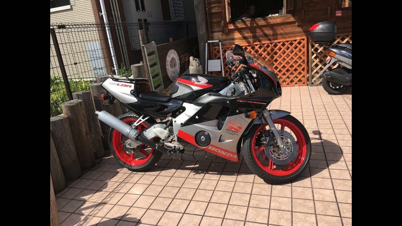すごい新車を見た フルオリジナル MC22 1990 HONDA CBR250RR ホンダ