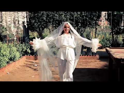 عروسه مجنونه