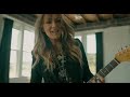 Clare Dunn - Holding Out For A Cowboy (Visualizer)