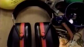 Geico Direct Commercial  Geico Ring Headphones
