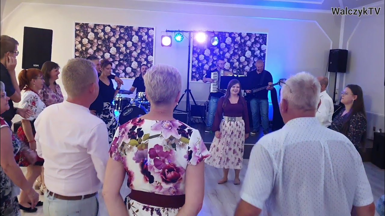 Wiązanka utworów tanecznych na zakończenie potańcówki z Zespołem Roland z Przysuchy 