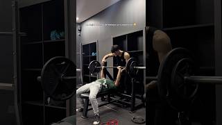 Feliz cumpleaños bro  #gym #cumpleaños #cumple #pressbanca