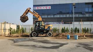 굴착기 실습 14일차 A조 #지게차 #굴착기 #굴착기운전기능사 #중장비 #포크레인 #피드백 #excavato…