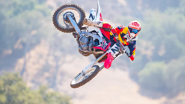 Racer X Films: Honda 2015 CRF450R Intro