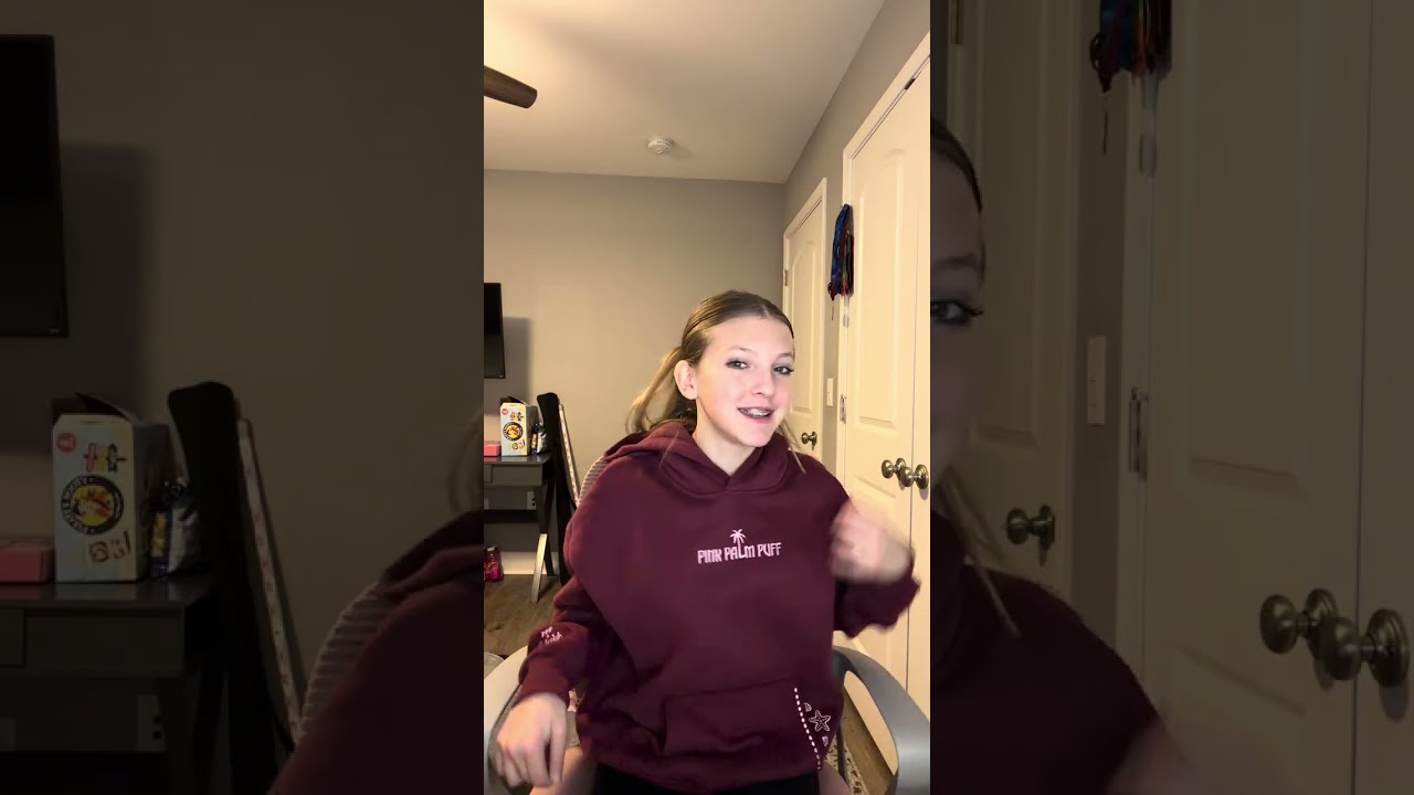 Christmas haul 2025!!! *includes stray kids content* 