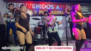 Emilio y su Chanchona  con la Estrellita de Guiro