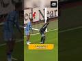 Pemain ini berhasil merusak konsentrasi kiper kesayangan fans MU. #footballshorts