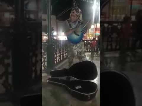 Las piedras rodando se encuentran, Kiko y su banda mp4
