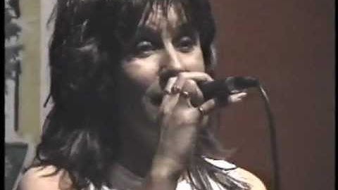 Should I Do It (LIVE) - Heidi Hauge