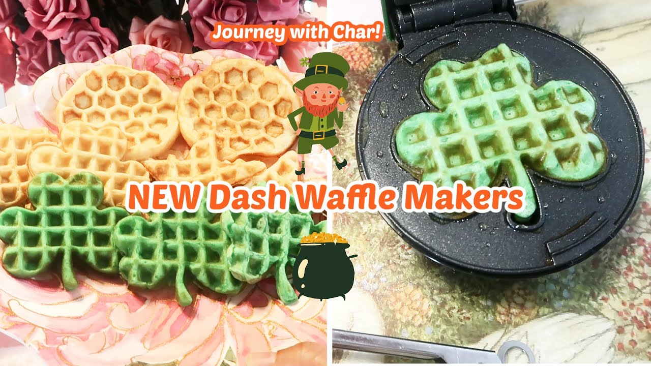 Dash Christmas Tree Mini Waffle Maker - Green