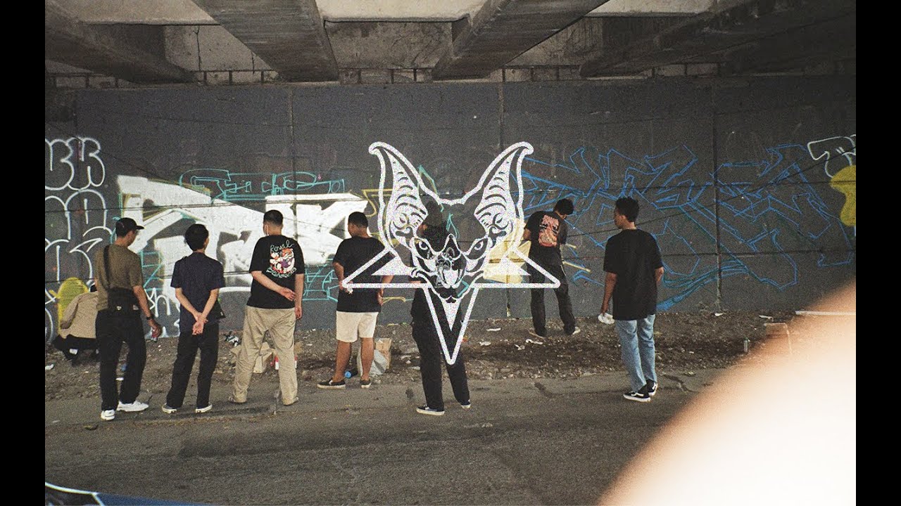 Throw Throw Money Exhibition by Spray Mystery