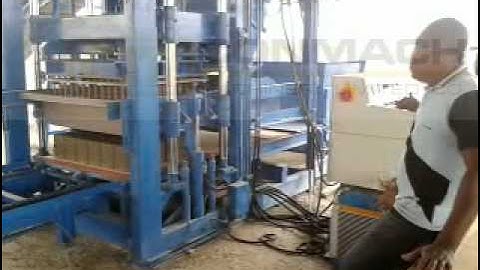 Conmach BlockKing-25MS Concrete Block and Interlock Making Machine during 15 cm Block Production 1
