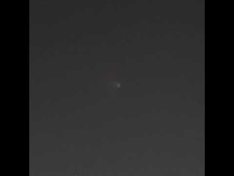 خسوف القمر يوم الأحد 2025 9 7