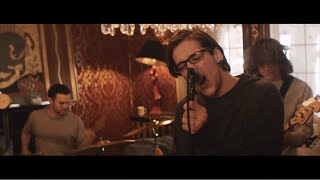 Video voorbeeld van "Knuckle Puck - Pretense (Official Music Video)"