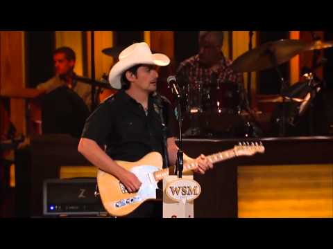008 Brad Paisley    I'm Gonna Miss Her  Live at the Grand Ole Opry