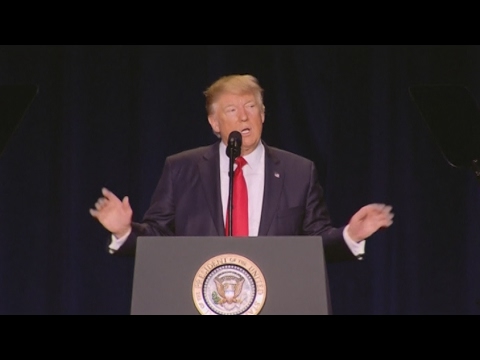 Трамп прервал беседу с премьером Австралии, а президенту Мексики пригрозил войсками