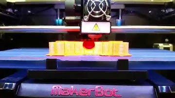 MakerBot Replicator Desktop 3D Printer [60FPS]