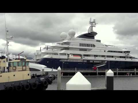 Paul Allen S Luxury Yacht Octopus In Cairns Australia Youtube