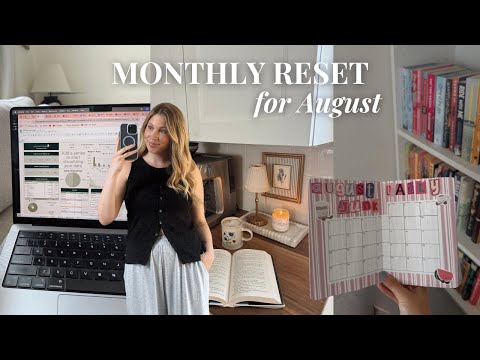 August Monthly Reset 🔁  Goal Setting, Budget, Books I Read, Journal Flip Through & Yapping!!!
