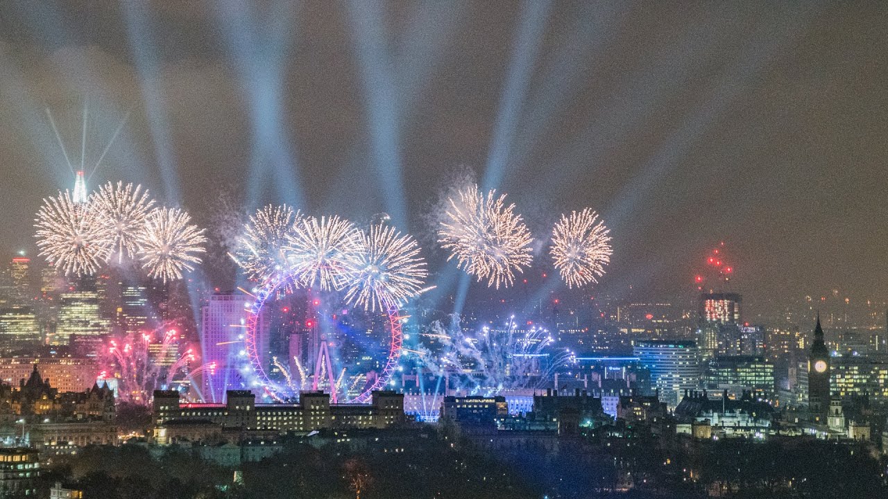 London New Years Eve 2016 / 2017 - Best view of the fireworks from ...