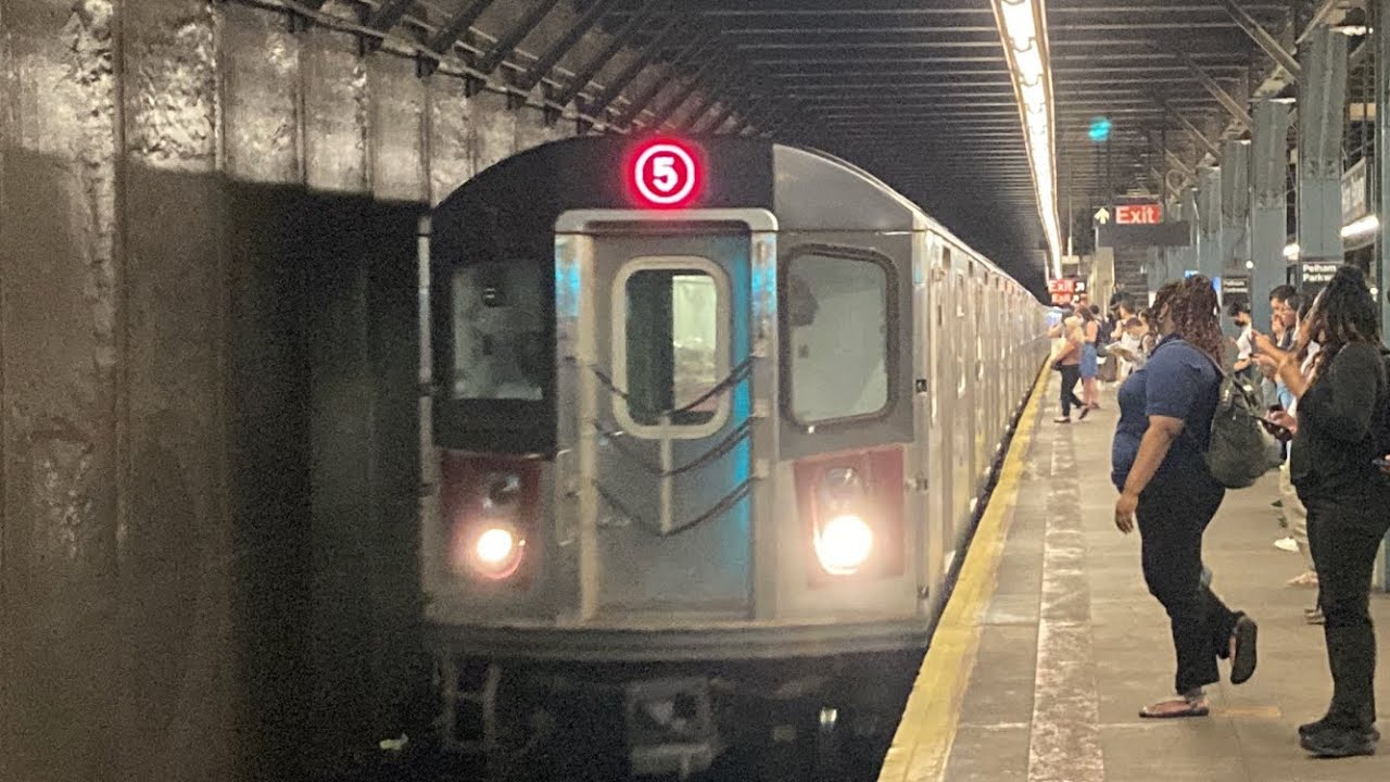 (5) Local Train Action at Pelham Parkway - YouTube