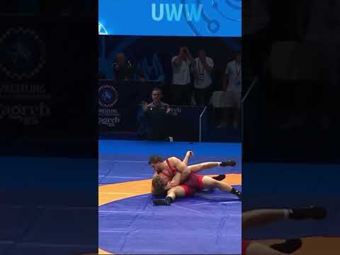 Артур Алексанян проигрывает на туше в 1/4 финале чемпионата мира 2025🤼♂️💪 #wrestling