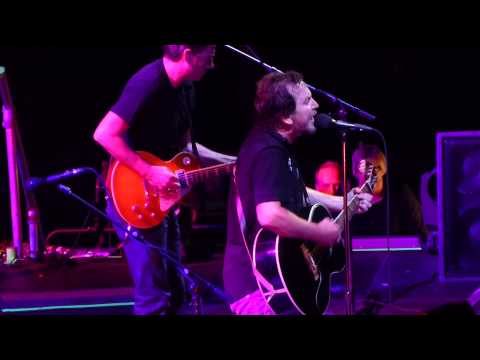 Pearl Jam - Rain (Beatles Cover) - Ziggo Dome Amsterdam 17th June 2014