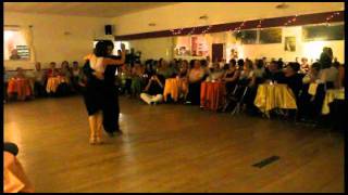 Carlitos Espinoza & Sofia Saborido 3/3 Tango / La PITUCA Montpellier (14 10 2011)