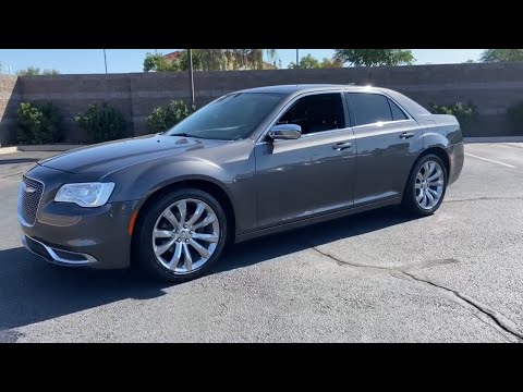 2018 Chrysler 300 Touring Tire Size
