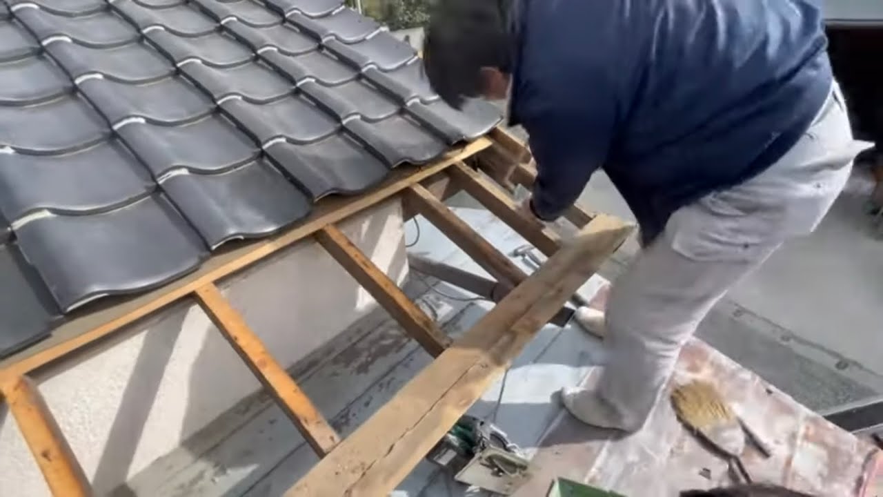 玄関とポーチの改造①【軒の出の縮小】