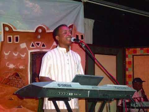 الامبراطور محمد فوزي والجوهرة السمراء الفنان محمد جمال شريط البرتقالة 