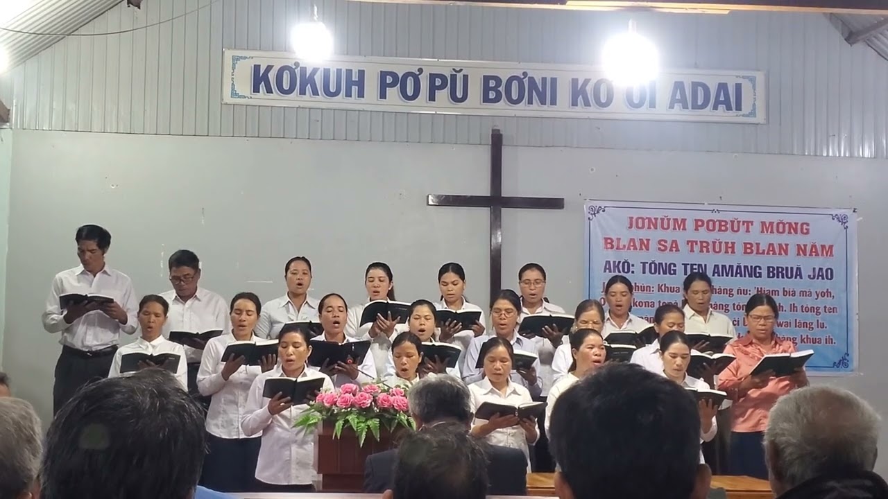 mrô 415. KƠNANG AMĂNG TƠLƠI PAP PRǑNG . plei m'nang